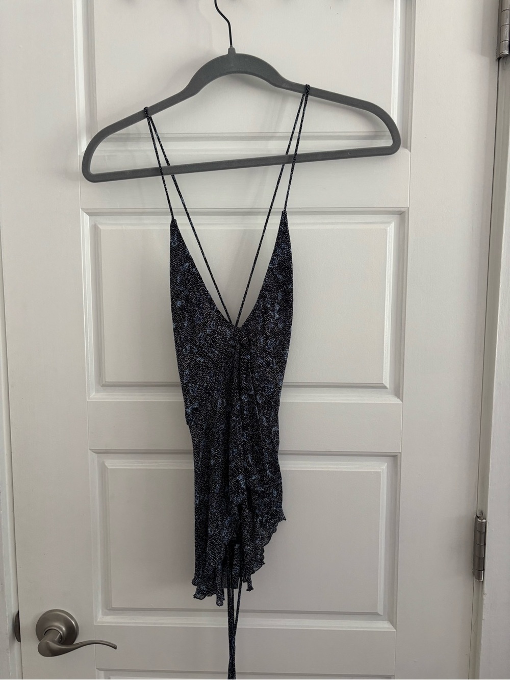 Zara Black Navy Floral open-Back Cami